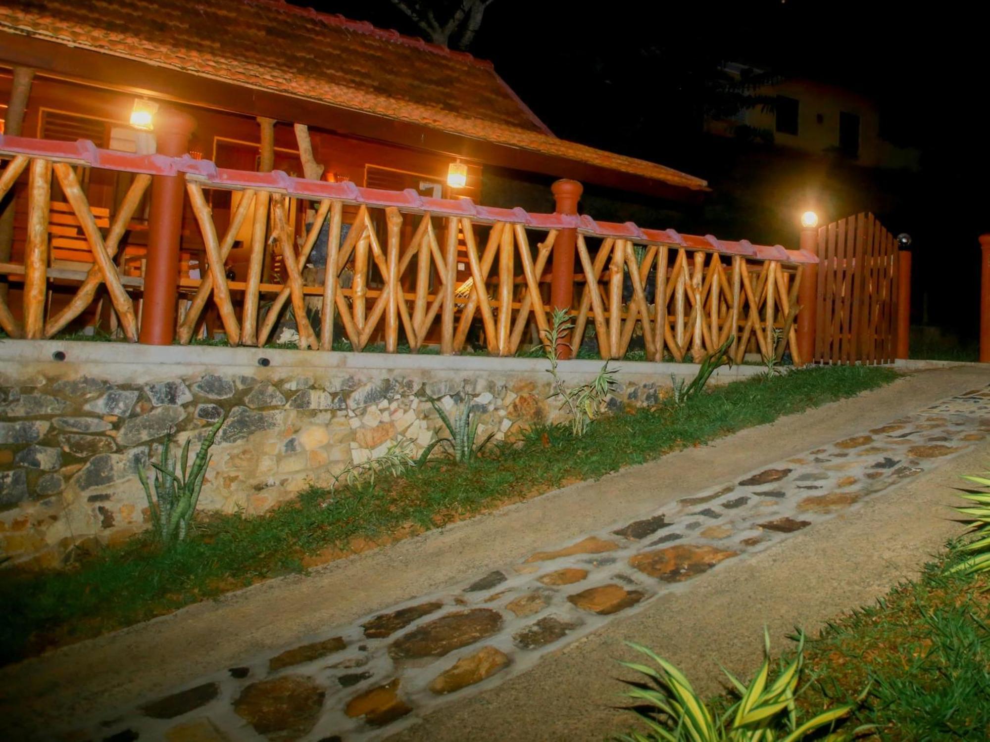 Blue Ocean Tree House Hiriketiya Villa Dikwella Ngoại thất bức ảnh