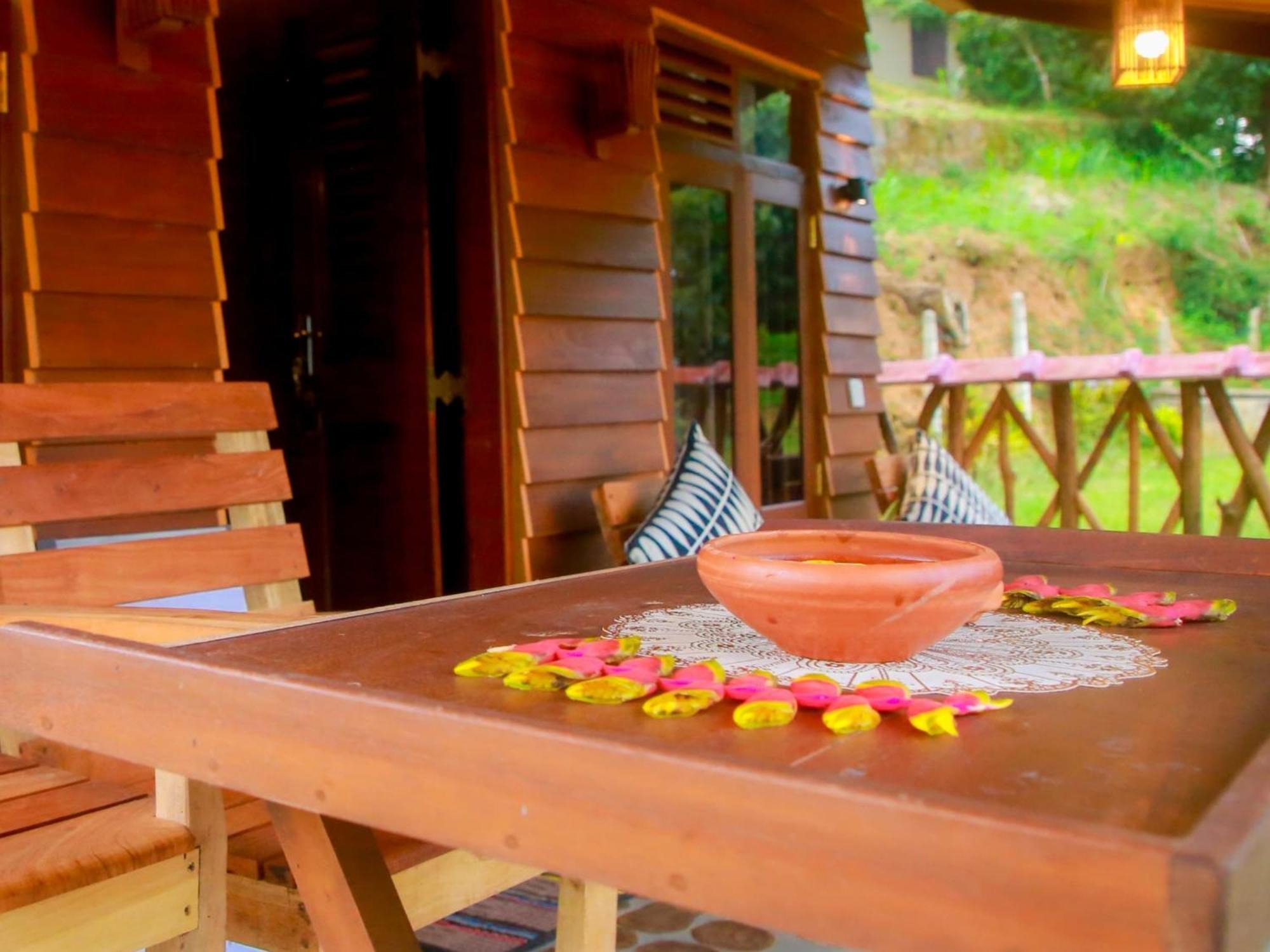 Blue Ocean Tree House Hiriketiya Villa Dikwella Ngoại thất bức ảnh