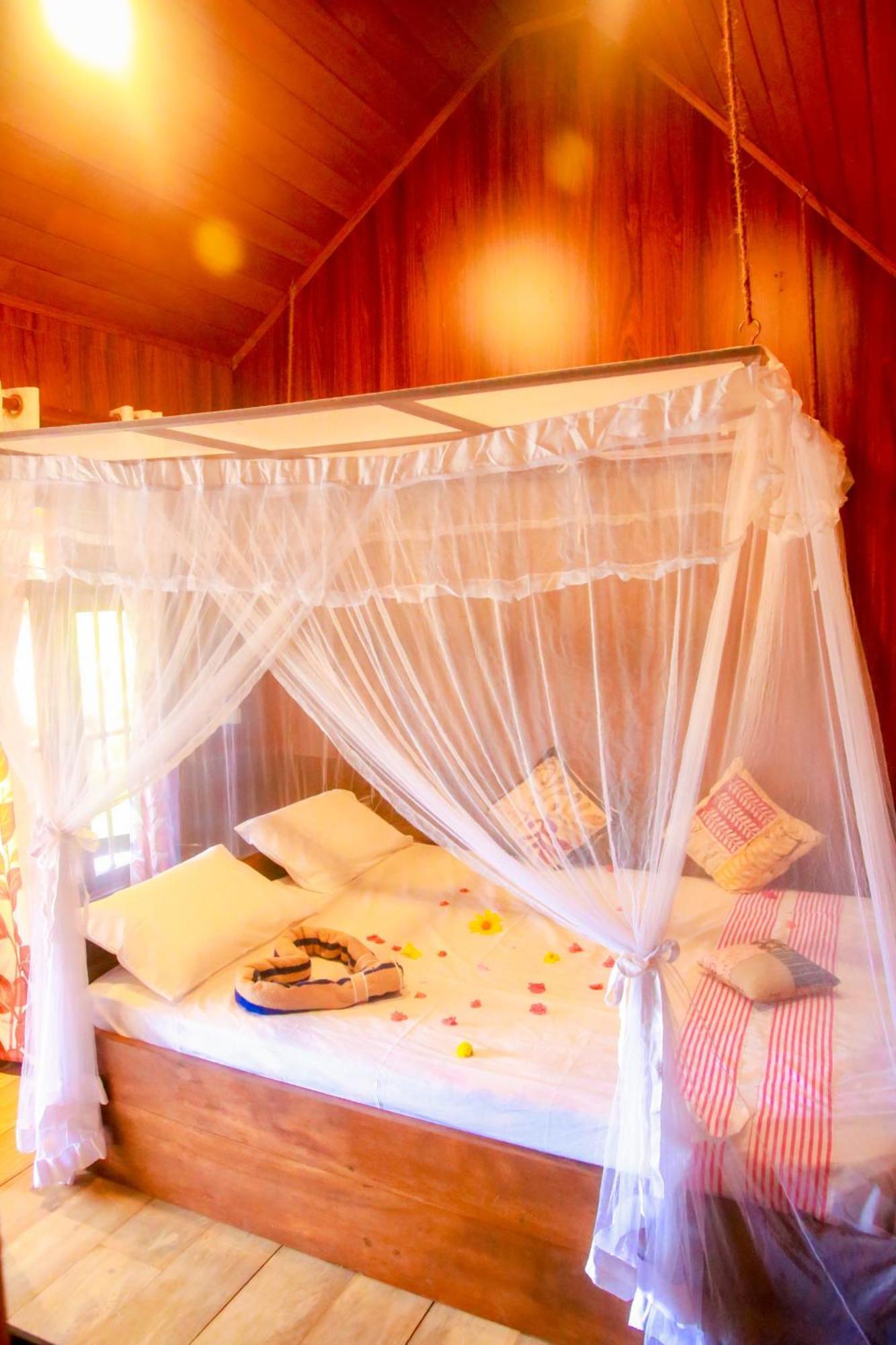 Blue Ocean Tree House Hiriketiya Villa Dikwella Ngoại thất bức ảnh